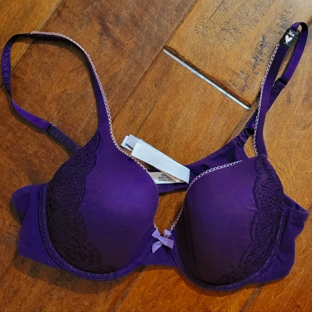 NWT Victoria's Secret Bra 36B